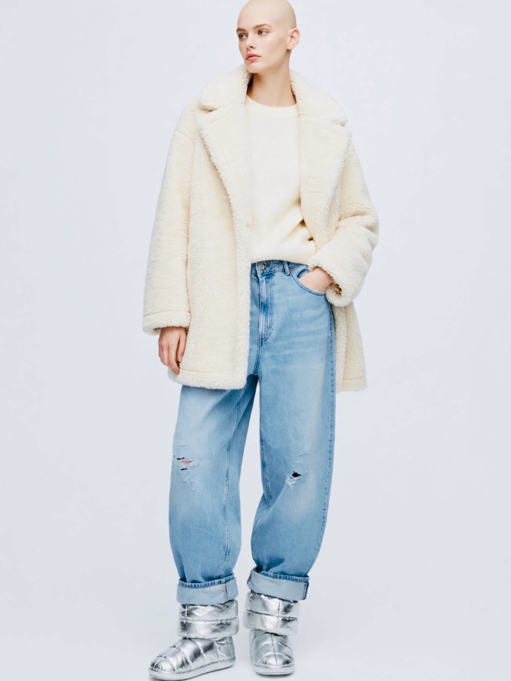 Zara light wash super high rise balloon jeans